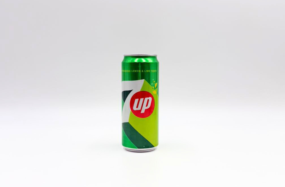 7UP Regular Can 330ml